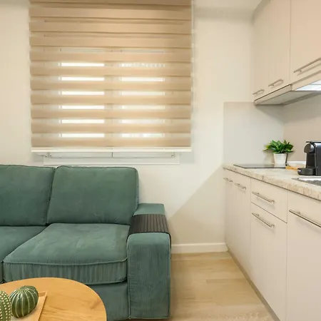 Elia Apartament *